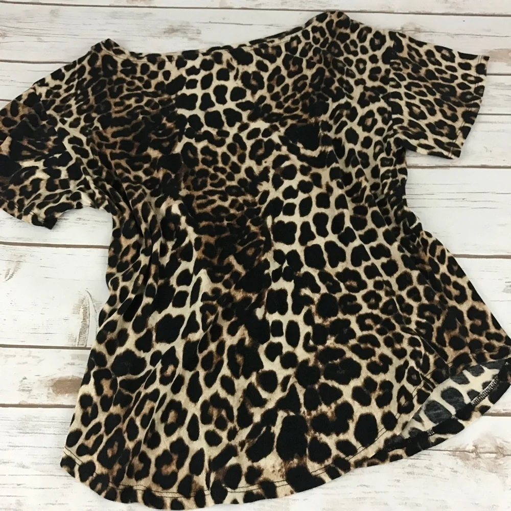 Cheetah Print Top - Picture 3 of 3